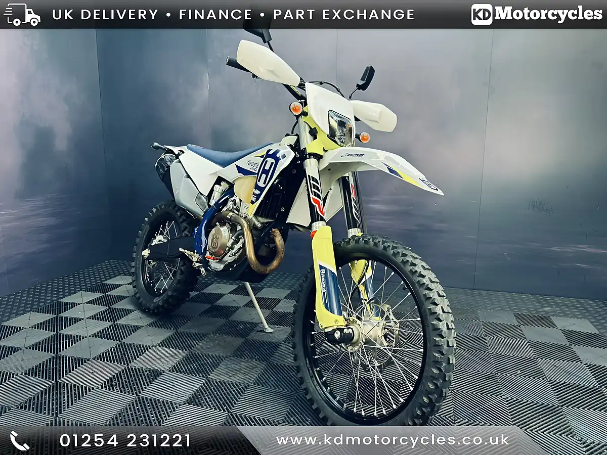 Used 2020 Husqvarna Fe 350 White - Front View