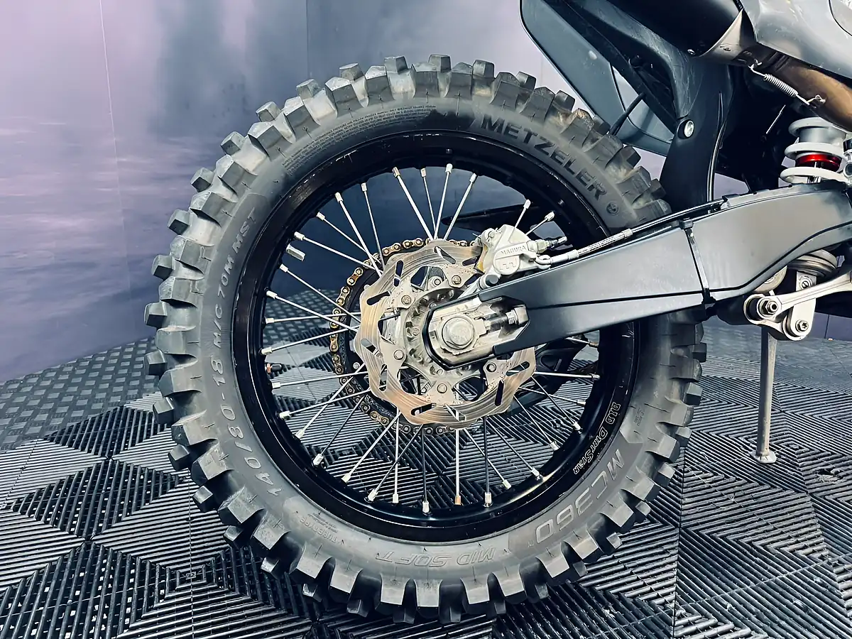 Used 2020 Husqvarna Fe 350 White - Interior and Exterior details 18