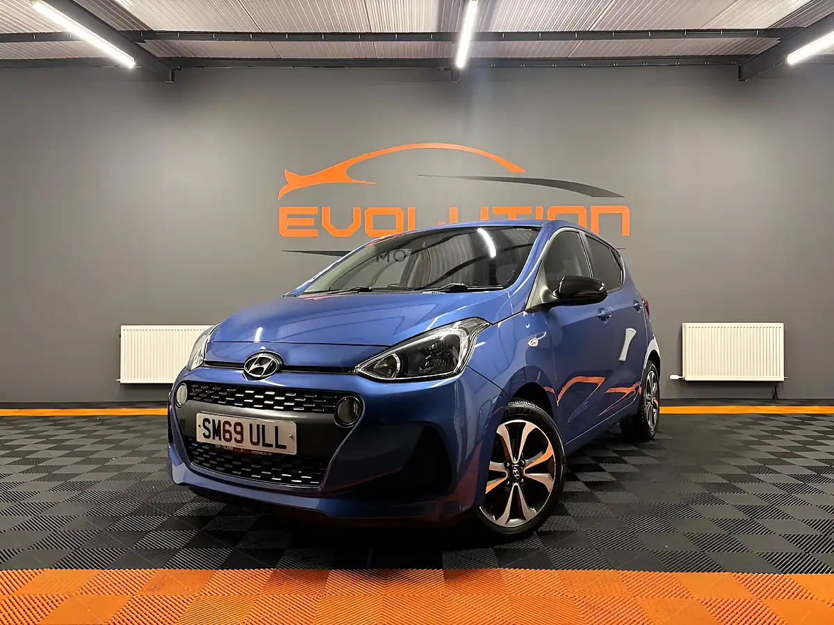 Used 2020 Hyundai i10 Play Blue - Interior and Exterior details 3
