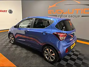 Used 2020 Hyundai i10 Play Blue - Interior and Exterior details 5