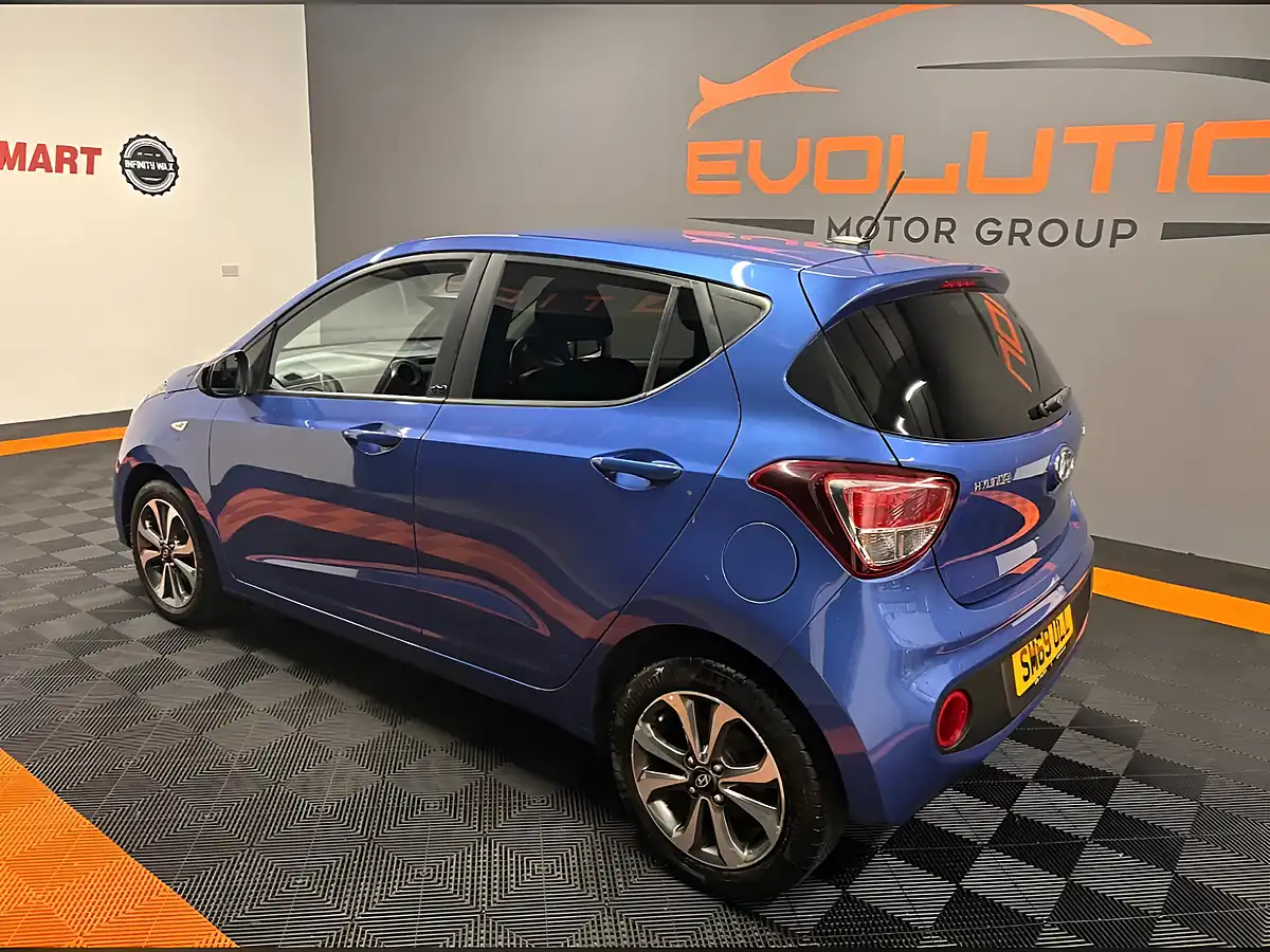 Used 2020 Hyundai i10 Play Blue - Interior and Exterior details 5