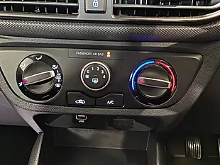 Used 2020 Hyundai i10 Se Connect Blue - Interior and Exterior details 14