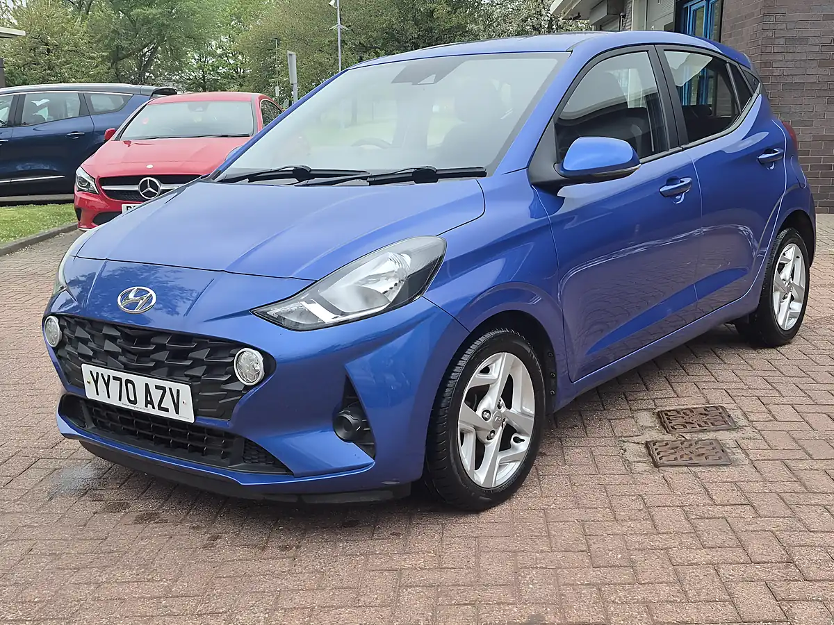 Used 2020 Hyundai i10 Se Connect Champion Blue - Interior and Exterior details 10