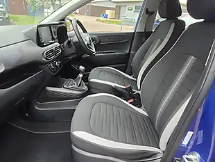 Used 2020 Hyundai i10 Se Connect Champion Blue - Interior and Exterior details 14