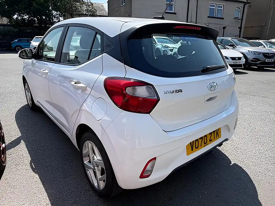Used 2020 Hyundai i10 Se Connect Polar White - Interior and Exterior details 4