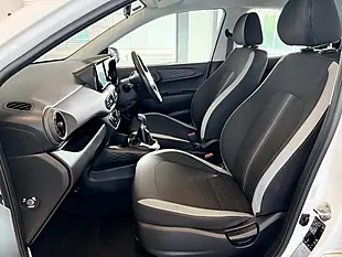 Used 2020 Hyundai I10 Se Connect White - Interior and Exterior details 12