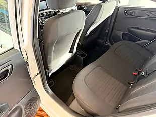 Used 2020 Hyundai I10 Se Connect White - Interior and Exterior details 18