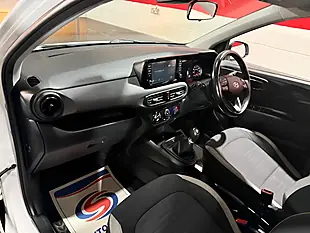 Used 2020 Hyundai i10 Se Connect White - Interior and Exterior details 11