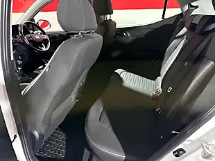 Used 2020 Hyundai i10 Se Connect White - Interior and Exterior details 12