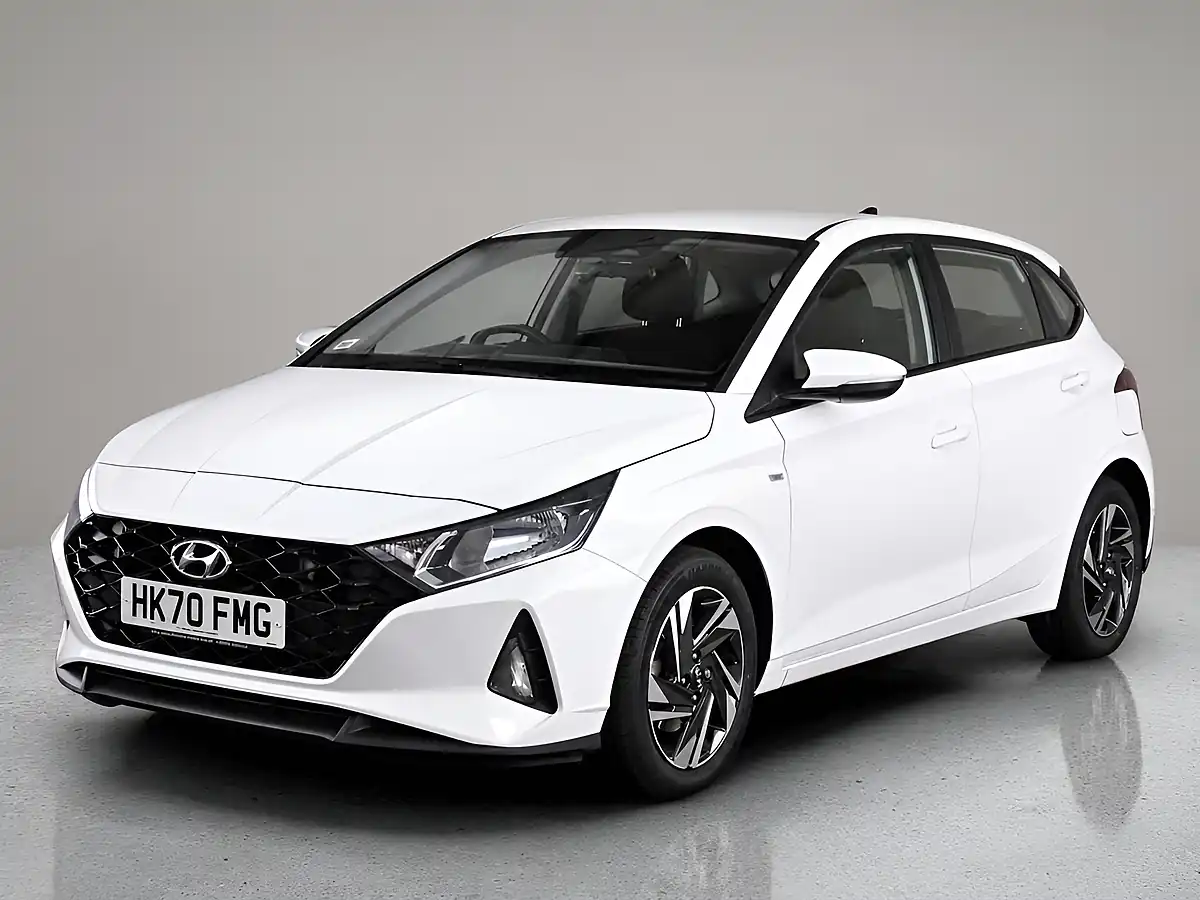 Used 2020 Hyundai I20 Se Connect White - Front View