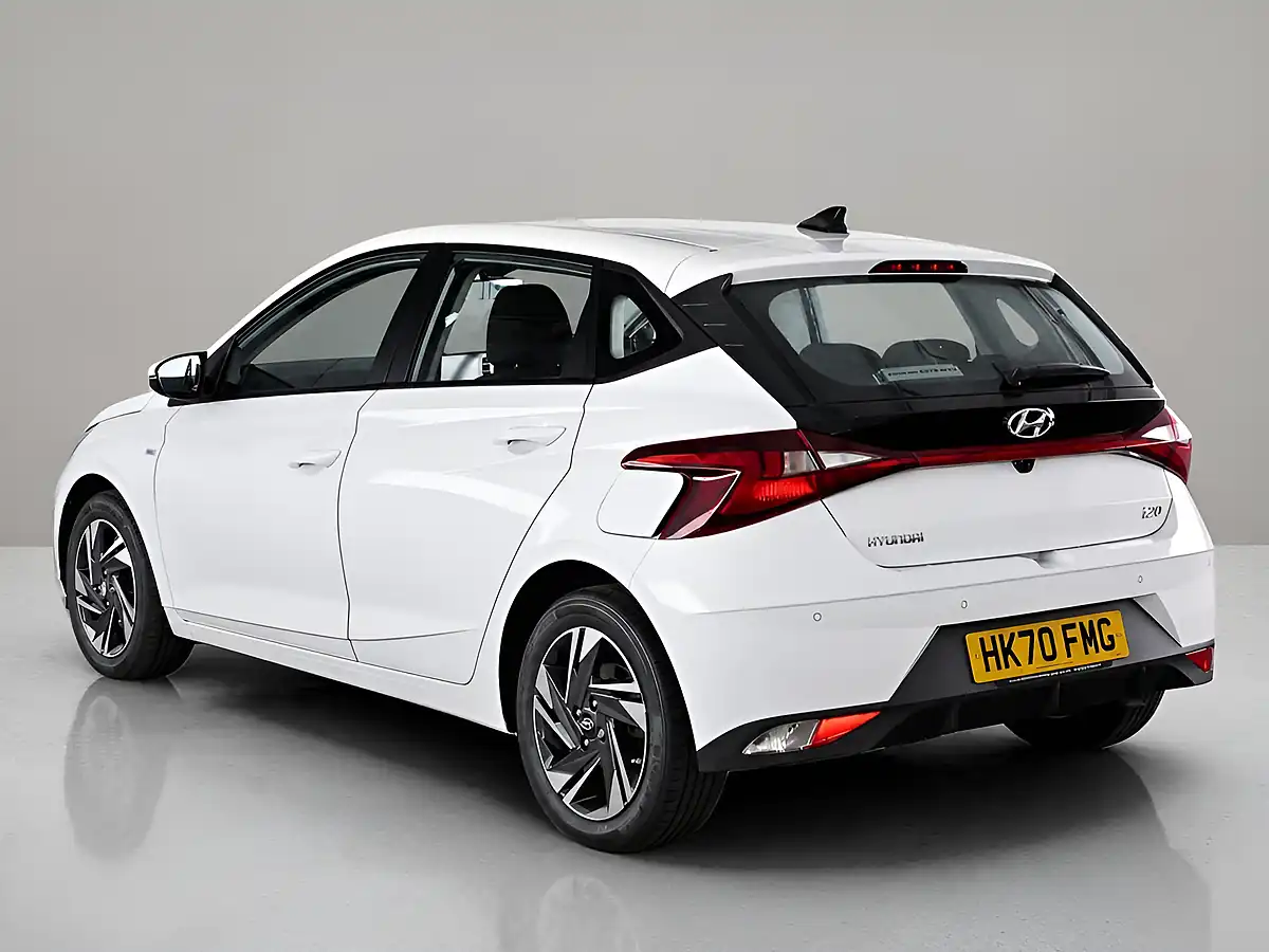 Used 2020 Hyundai I20 Se Connect White - Interior and Exterior details 3