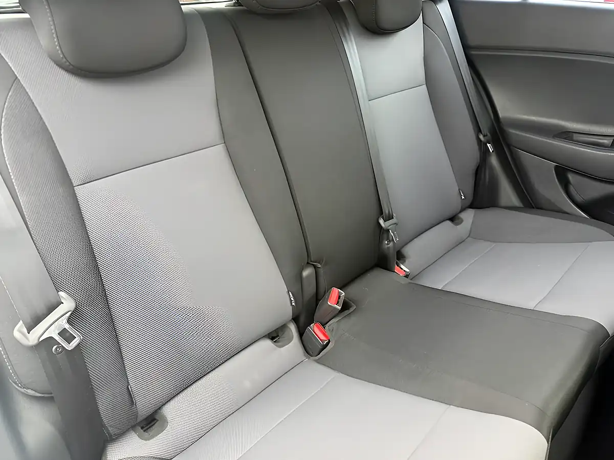 Used 2020 Hyundai I20 Se Launch Edition White - Interior and Exterior details 19