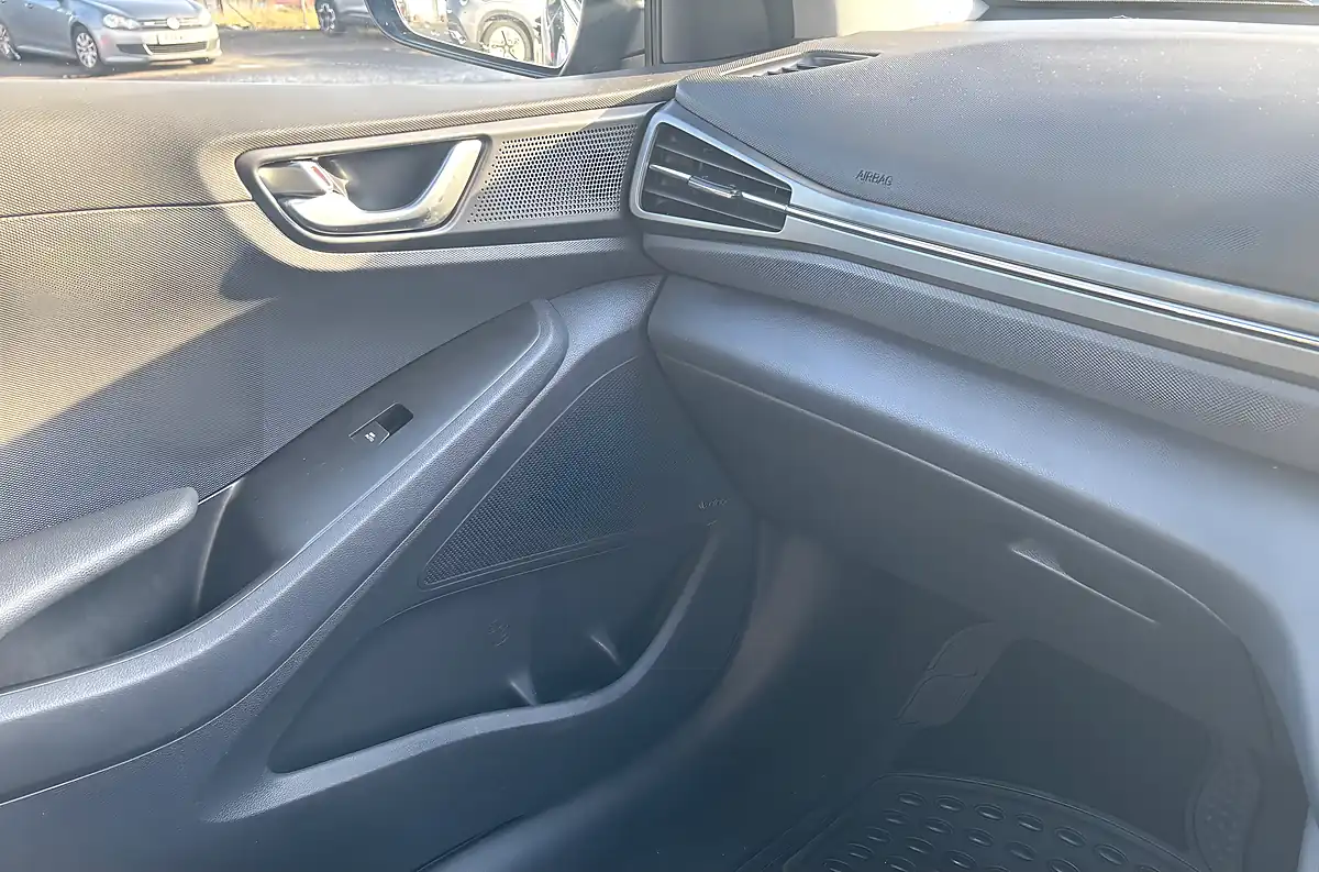 Used 2020 Hyundai Ioniq Premium Black - Interior and Exterior details 18