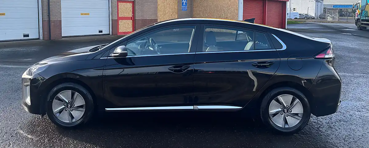 Used 2020 Hyundai Ioniq Premium Black - Interior and Exterior details 7