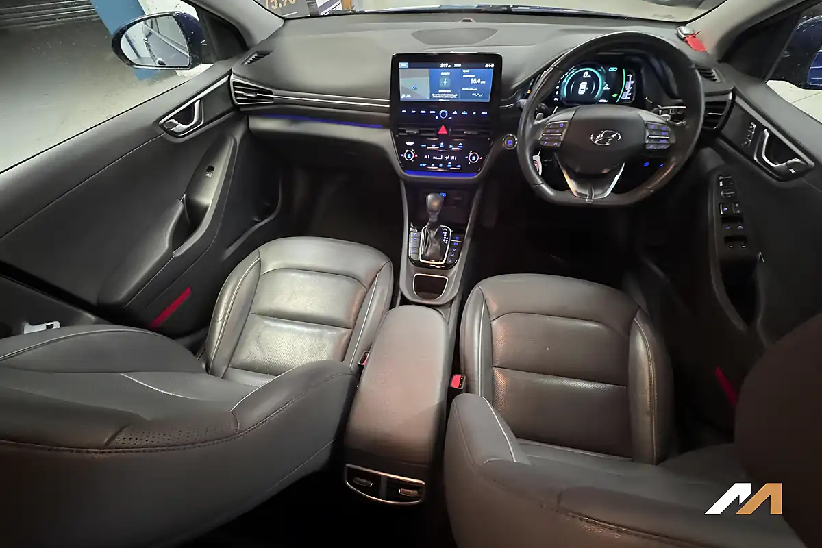 Used 2020 Hyundai Ioniq Premium Se Blue - Interior and Exterior details 14