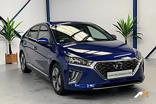 Used 2020 Hyundai Ioniq Premium Se Blue - Interior and Exterior details 6