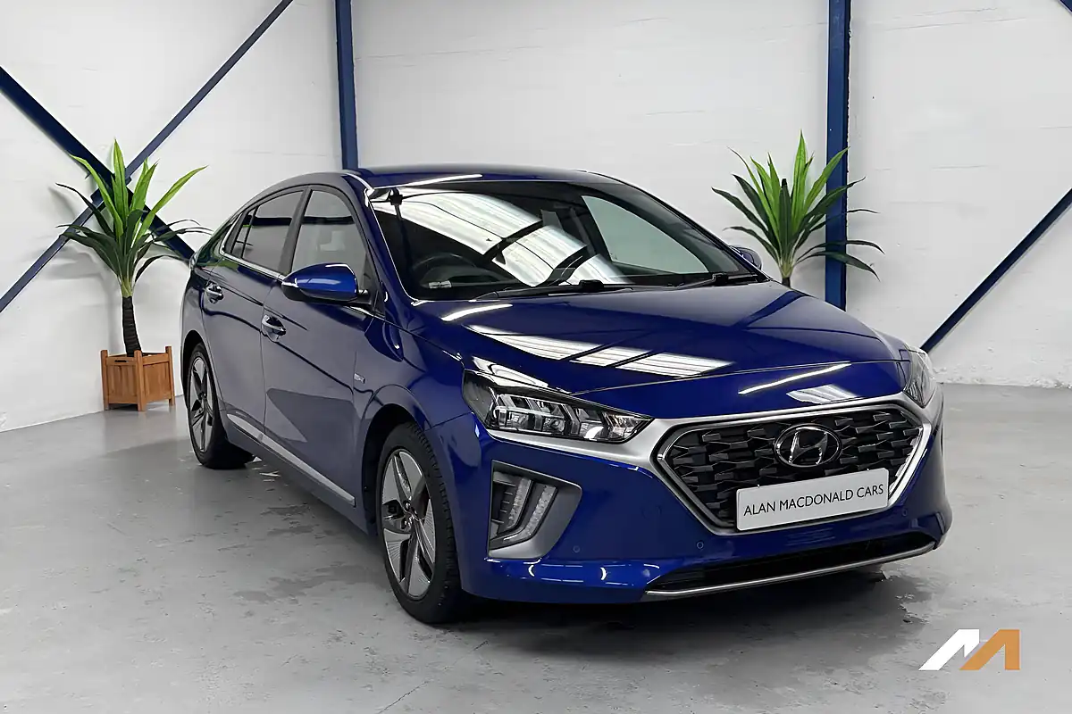 Used 2020 Hyundai Ioniq Premium Se Blue - Interior and Exterior details 7