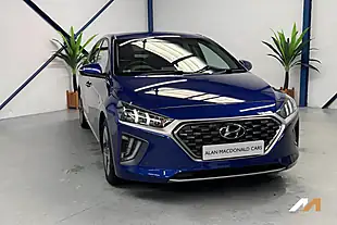 Used 2020 Hyundai Ioniq Premium Se Blue - Interior and Exterior details 8