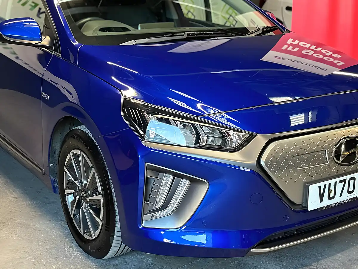 Used 2020 Hyundai Ioniq Premium Se Blue - Interior and Exterior details 12
