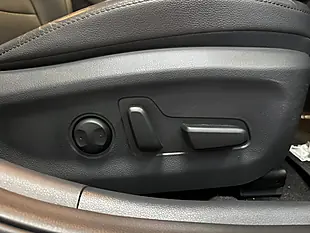 Used 2020 Hyundai Ioniq Premium Se Blue - Interior and Exterior details 15