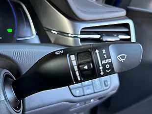 Used 2020 Hyundai Ioniq Premium Se Blue - Interior and Exterior details 16