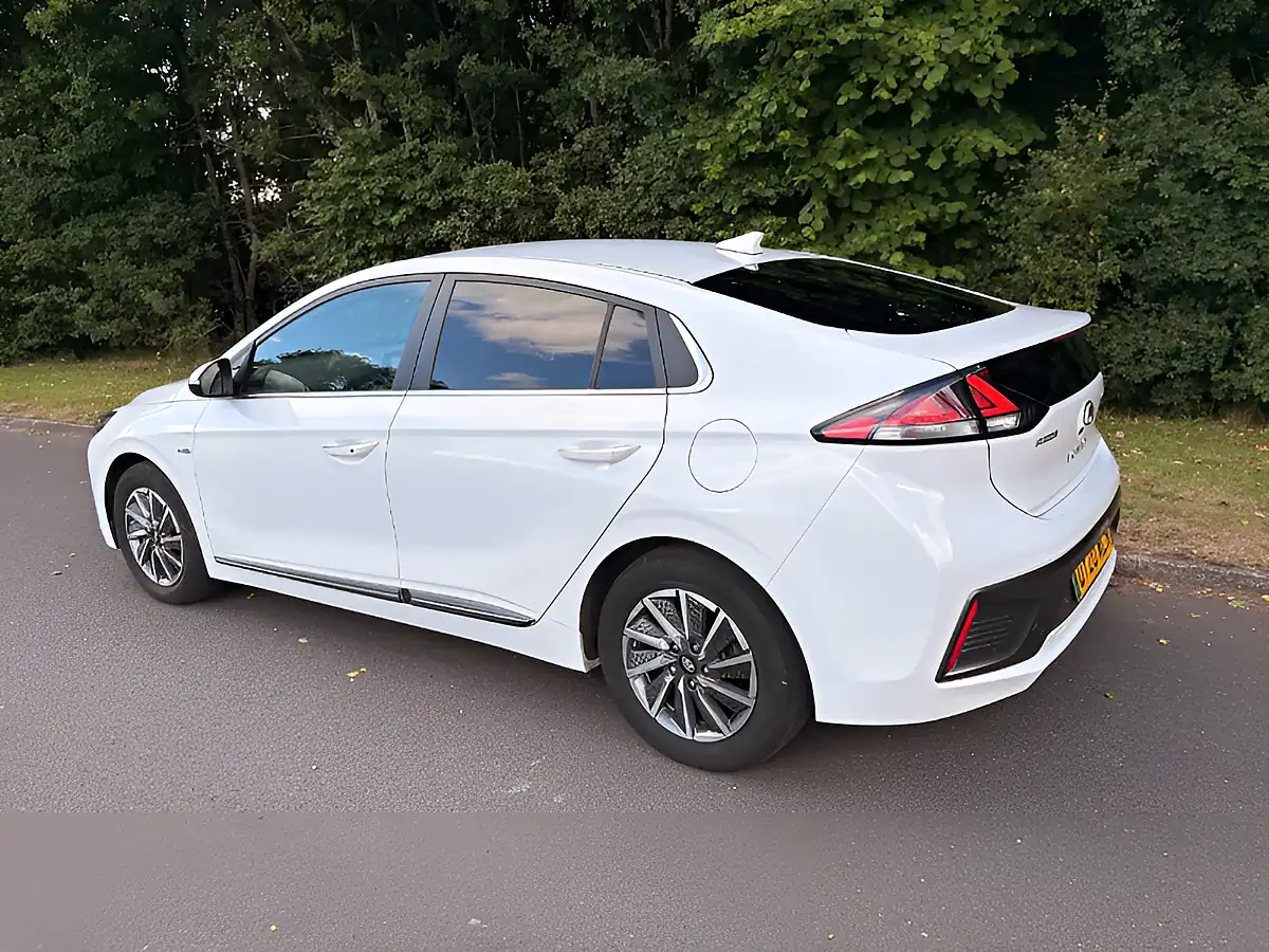 Used 2020 Hyundai Ioniq Premium Se White - Interior and Exterior details 11
