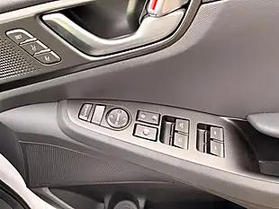 Used 2020 Hyundai Ioniq Premium Se White - Interior and Exterior details 15