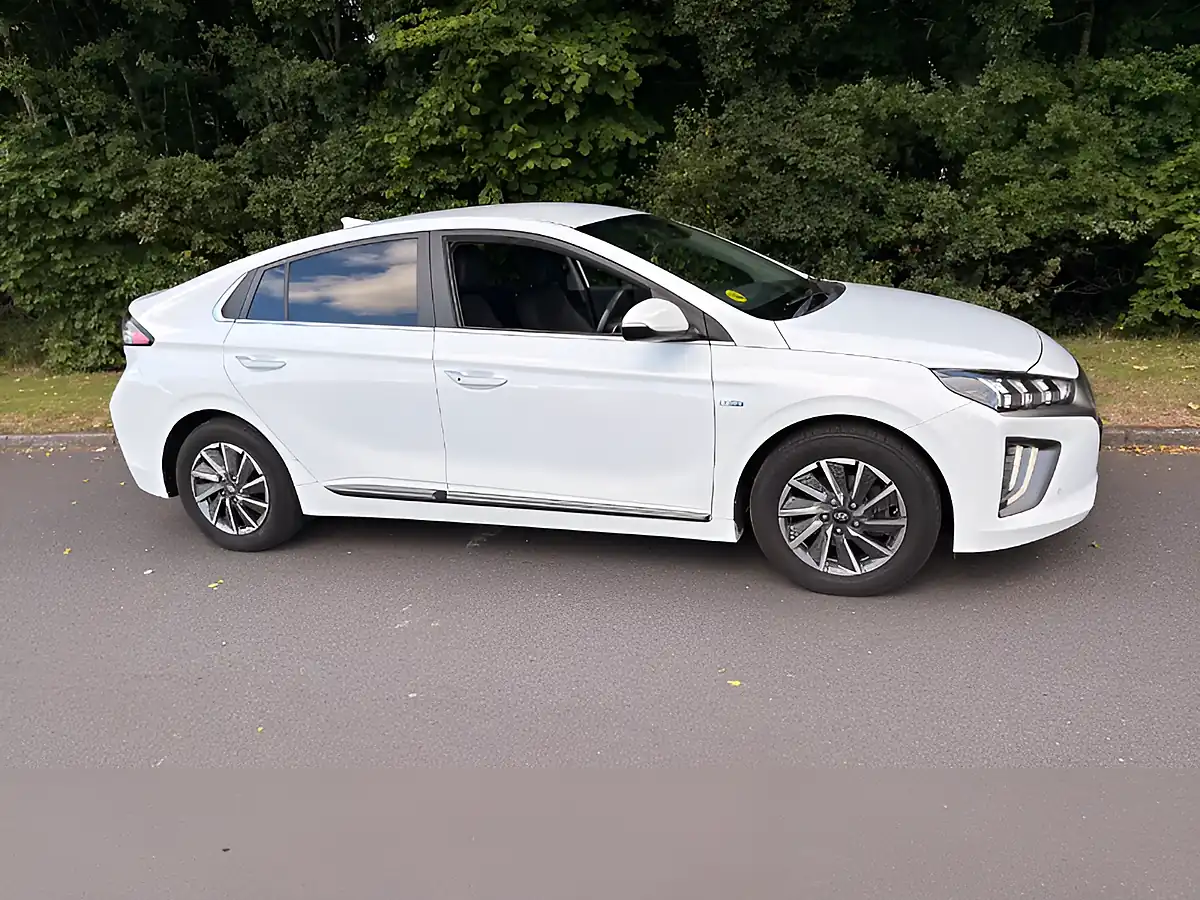 Used 2020 Hyundai Ioniq Premium Se White - Interior and Exterior details 2
