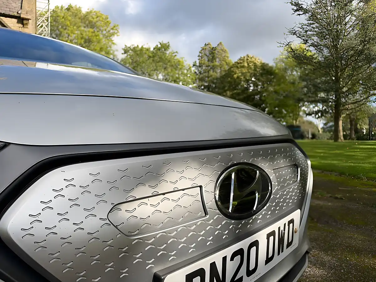 Used 2020 Hyundai Ioniq Premium Silver - Interior and Exterior details 17
