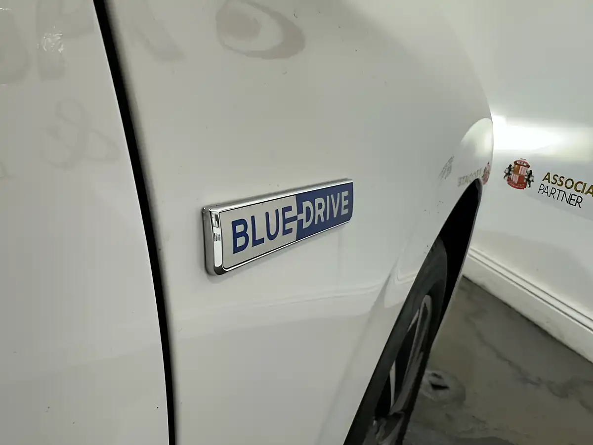 Used 2020 Hyundai Ioniq Premium White - Interior and Exterior details 7