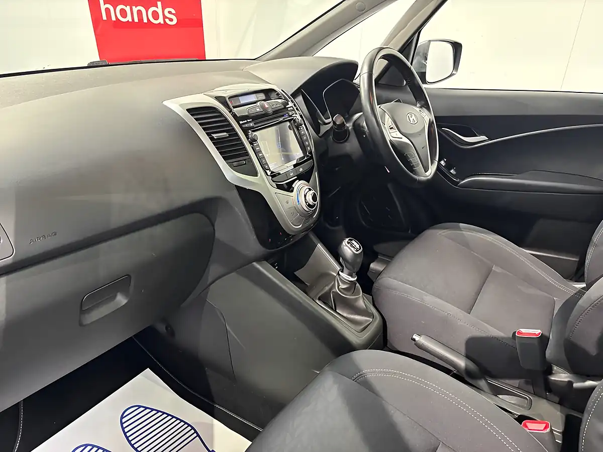 Used 2020 Hyundai Ix20 Premium Nav Grey - Interior and Exterior details 10