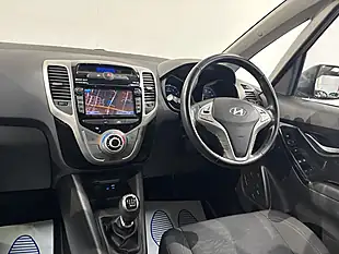 Used 2020 Hyundai Ix20 Premium Nav Grey - Interior and Exterior details 16