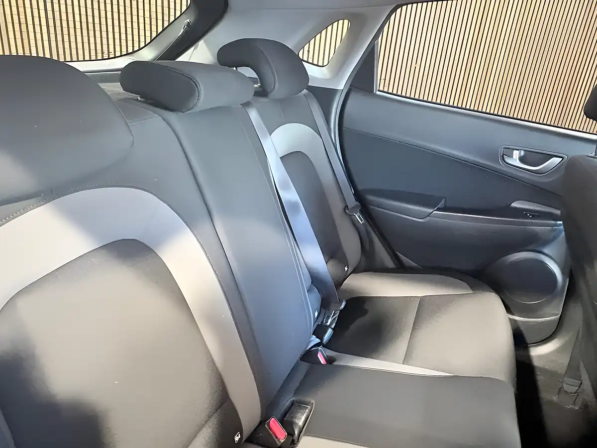 Used 2020 Hyundai Kona Play Black - Interior and Exterior details 16