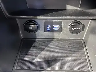 Used 2020 Hyundai Kona Play Black - Interior and Exterior details 18