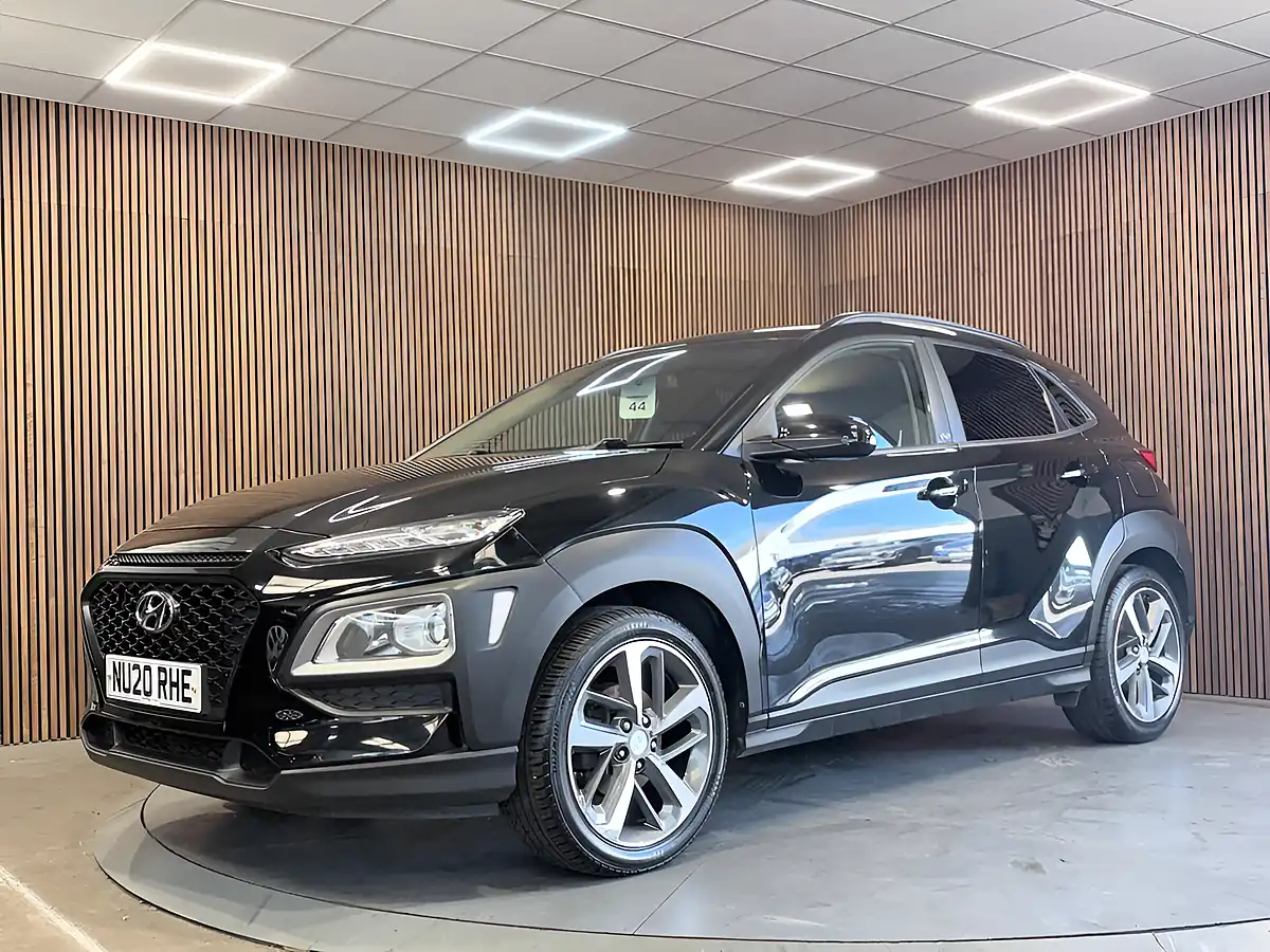 Used 2020 Hyundai Kona Play Black - Interior and Exterior details 3