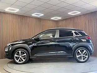 Used 2020 Hyundai Kona Play Black - Interior and Exterior details 5