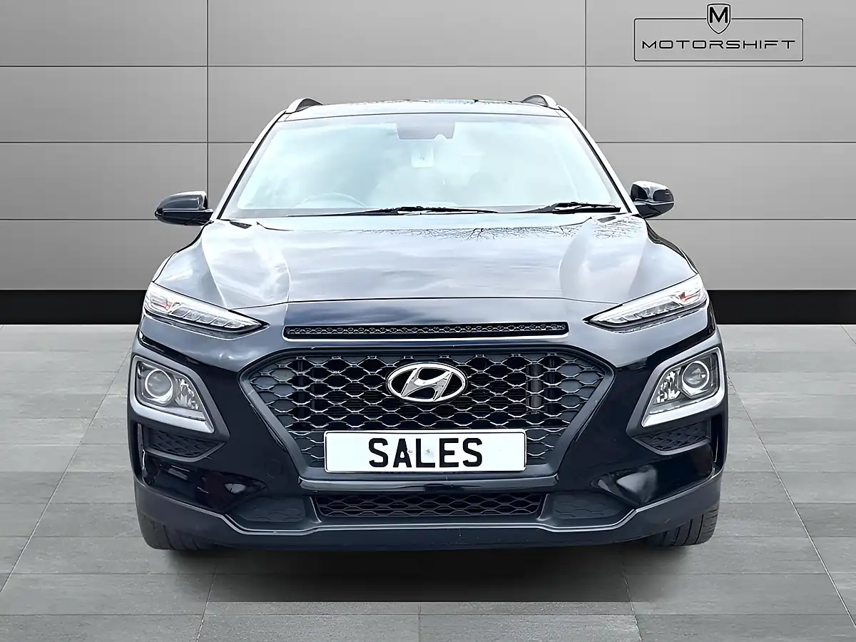 Used 2020 Hyundai Kona Play Black - Interior and Exterior details 3