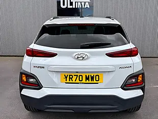 Used 2020 Hyundai Kona Play White - Interior and Exterior details 6
