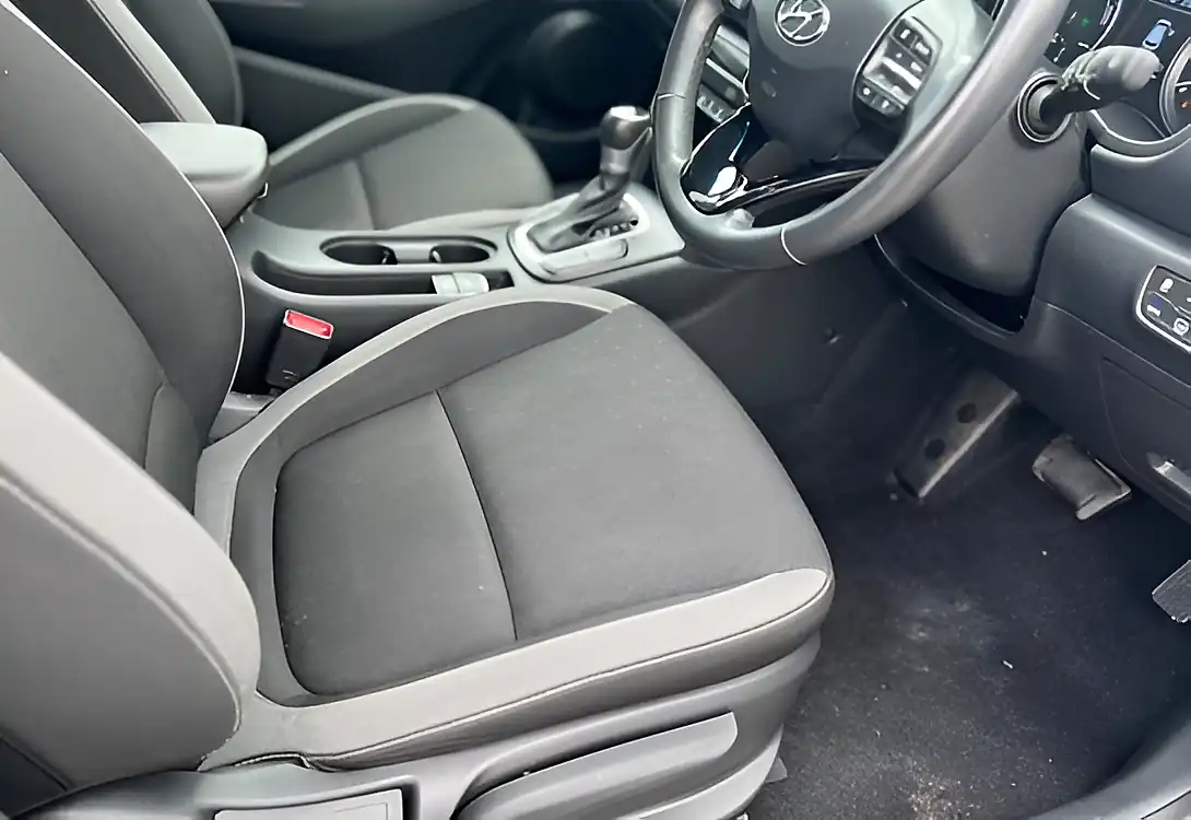 Used 2020 Hyundai Kona Premium Galactic Grey - Interior and Exterior details 11
