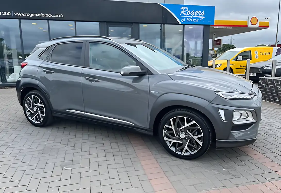 Used 2020 Hyundai Kona Premium Galactic Grey - Interior and Exterior details 4