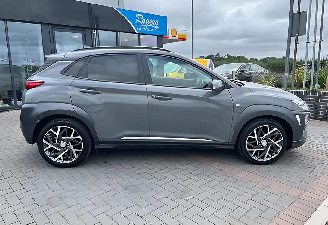 Used 2020 Hyundai Kona Premium Galactic Grey - Interior and Exterior details 9