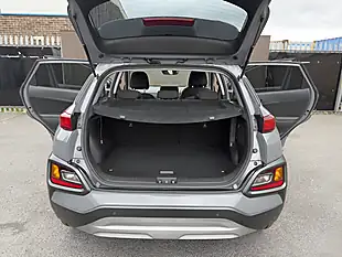 Used 2020 Hyundai Kona Premium Grey - Interior and Exterior details 13