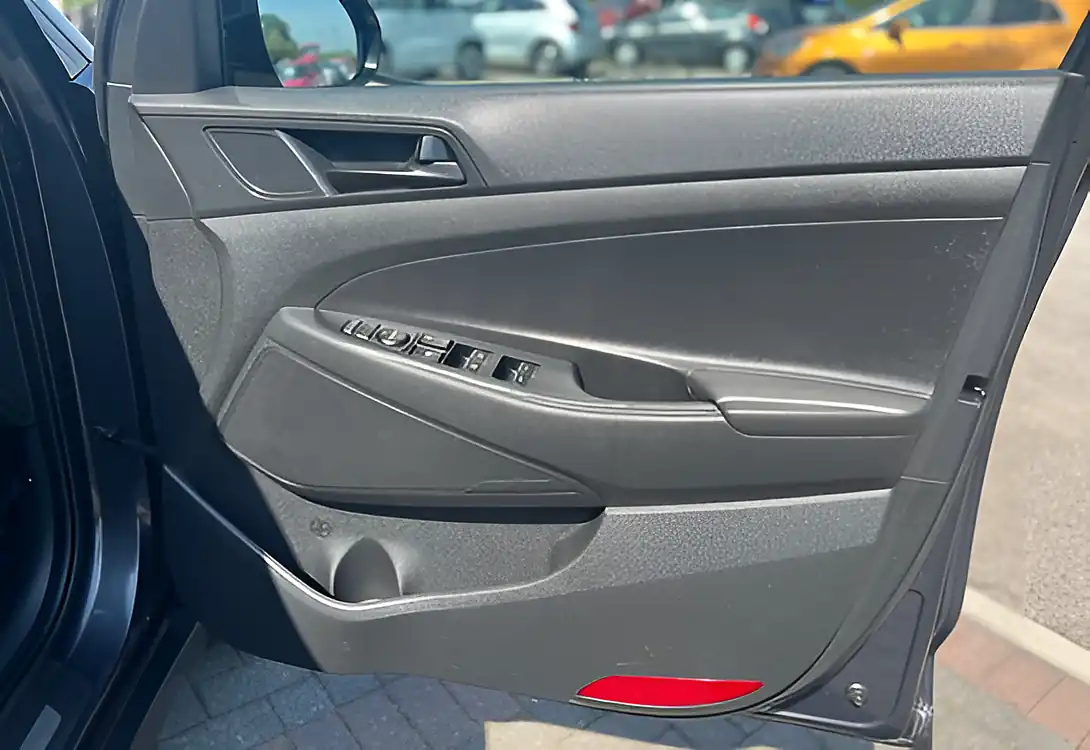 Used 2020 Hyundai Tucson N Line Grey - Interior and Exterior details 16