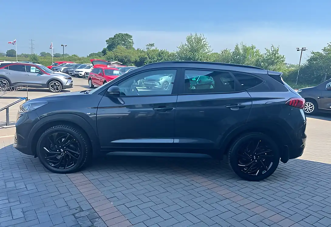Used 2020 Hyundai Tucson N Line Grey - Interior and Exterior details 9