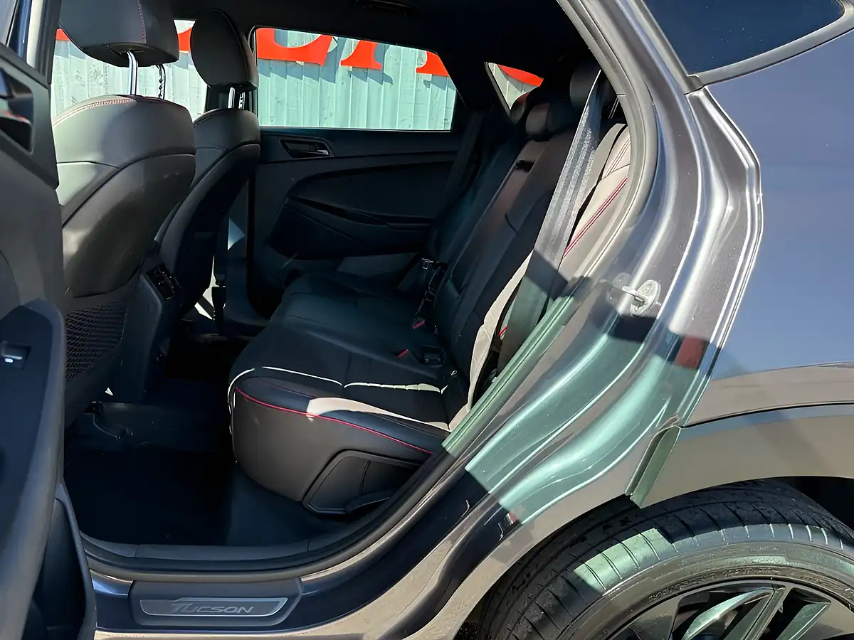 Used 2020 Hyundai Tucson N Line Grey - Interior and Exterior details 3