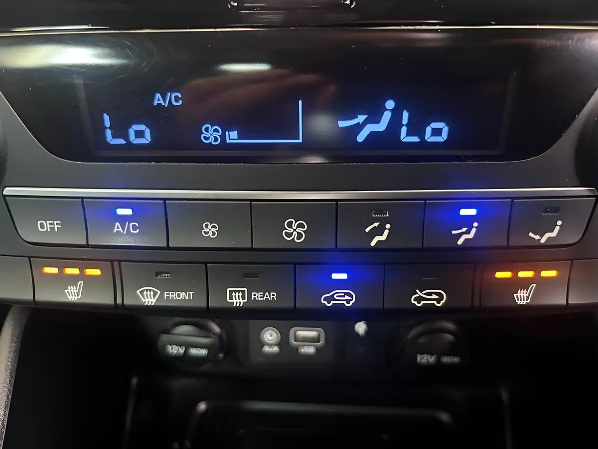 Used 2020 Hyundai Tucson N-Line Shadow Grey - Interior and Exterior details 13
