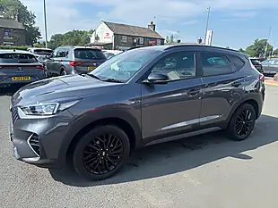 Used 2020 Hyundai Tucson N-Line Shadow Grey - Interior and Exterior details 8