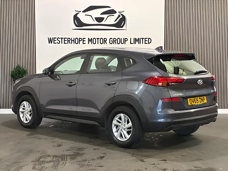 Used 2020 Hyundai Tucson S Connect Grey - Interior and Exterior details 11