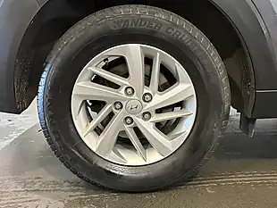 Used 2020 Hyundai Tucson S Connect Grey - Interior and Exterior details 15
