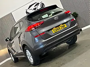 Used 2020 Hyundai Tucson S Connect Grey - Interior and Exterior details 8